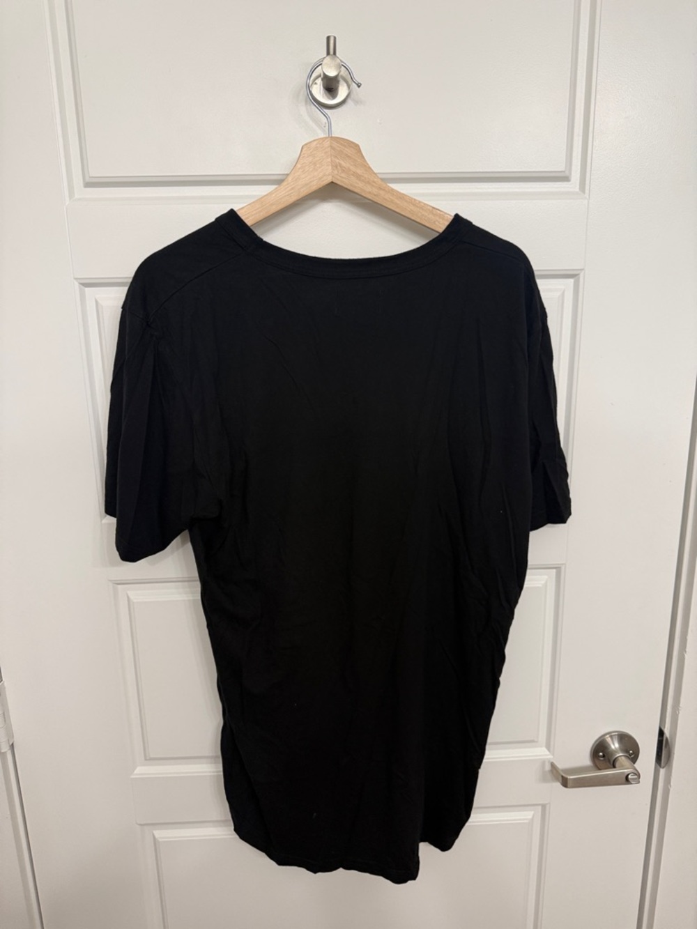 Men Goodlife V Neck Tee XL - Picture 2 of 3
